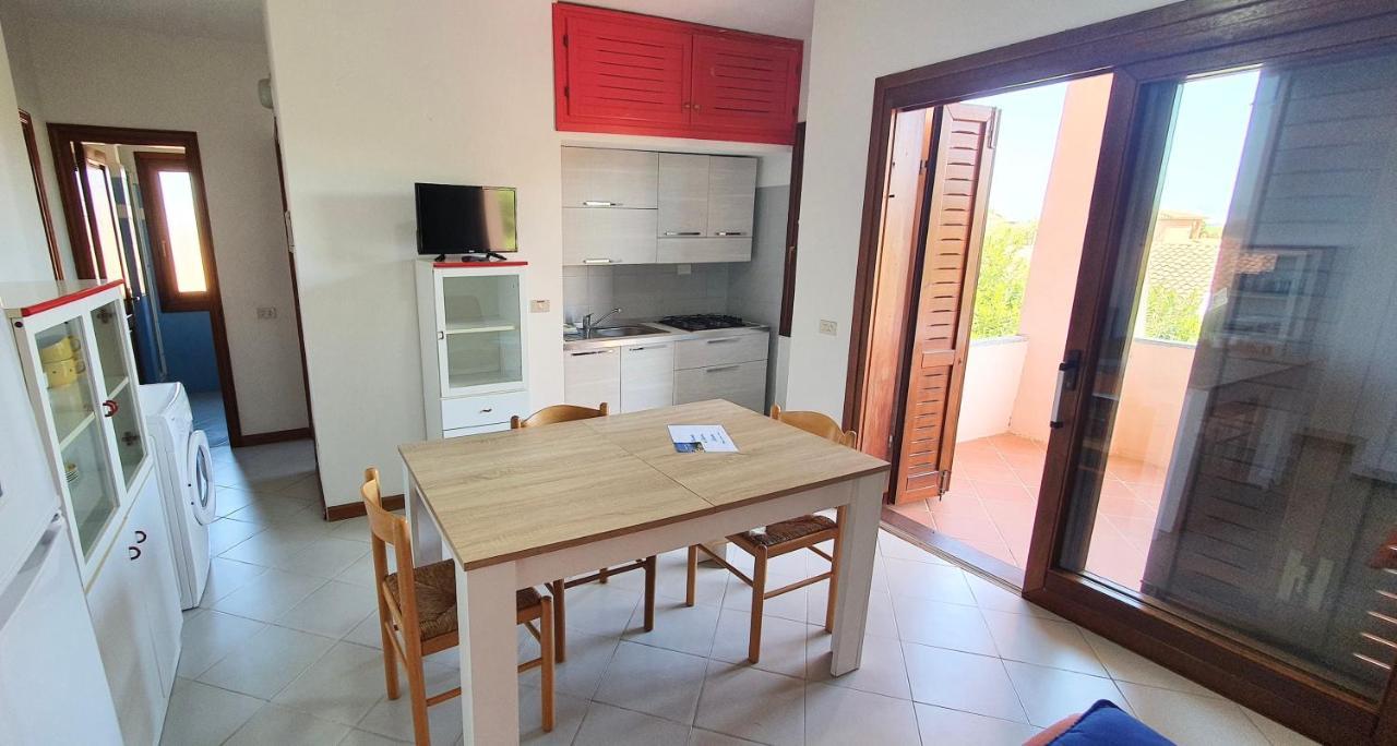 Iss Travel, Le Carrube Two Bedrooms Apartments With Air Conditioning San Teodoro  Dış mekan fotoğraf